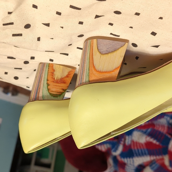 Charlotte Stone Estee heel in acid, sold out online - Picture 4 of 5